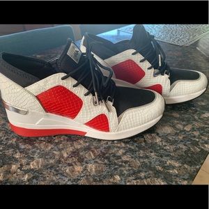 NEW! Micheal Kors Liv trainer wedge sneakers